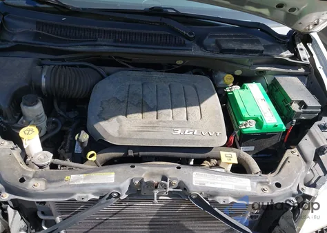 2012 Dodge Grand Caravan Sxt from USA, damaged, VIN 2C4RDGCG9CR357748